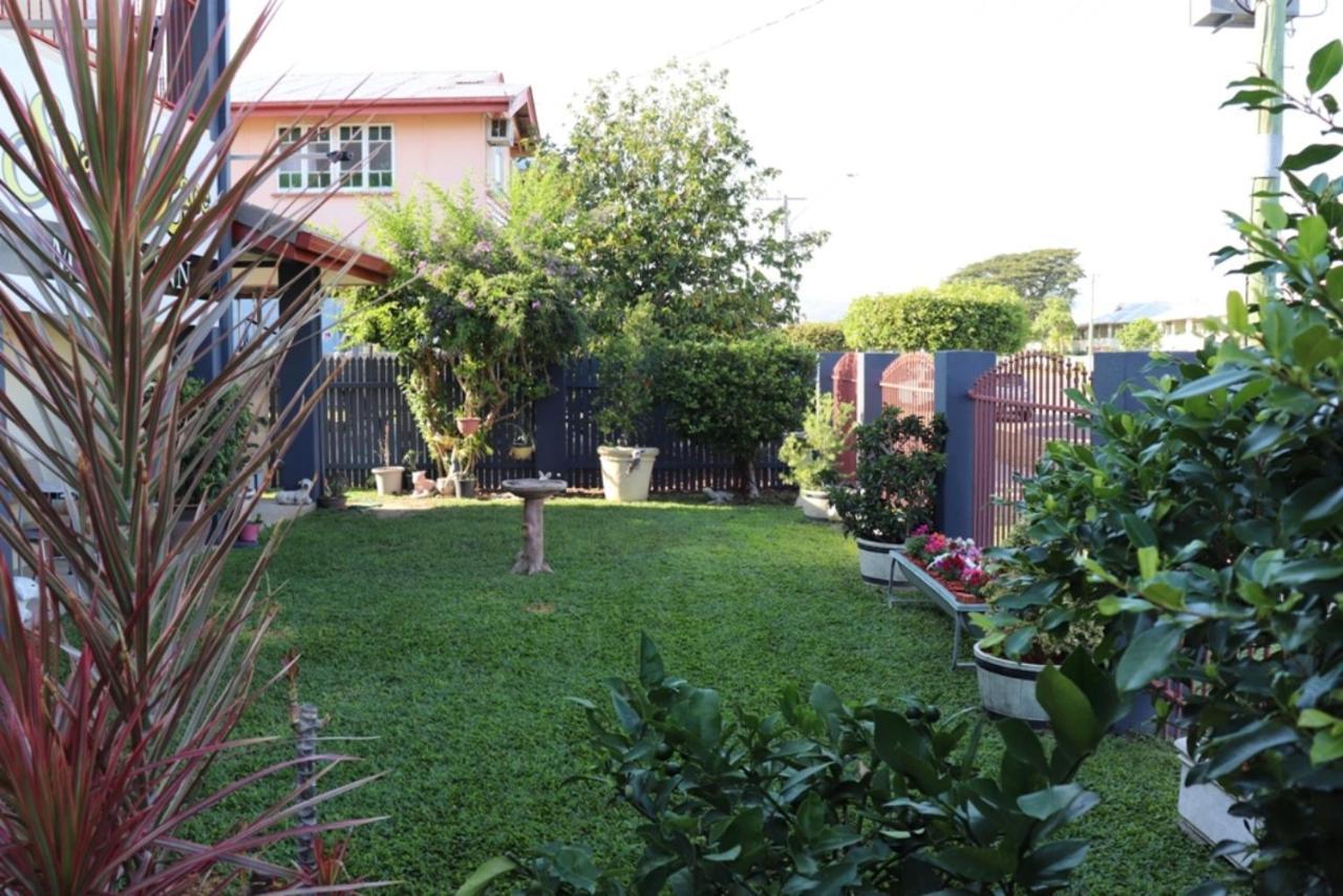 Spanish Lace Motor Inn Townsville Exteriör bild