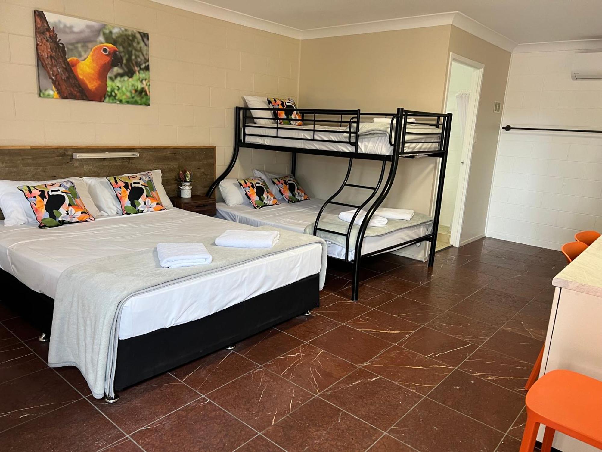 Spanish Lace Motor Inn Townsville Exteriör bild