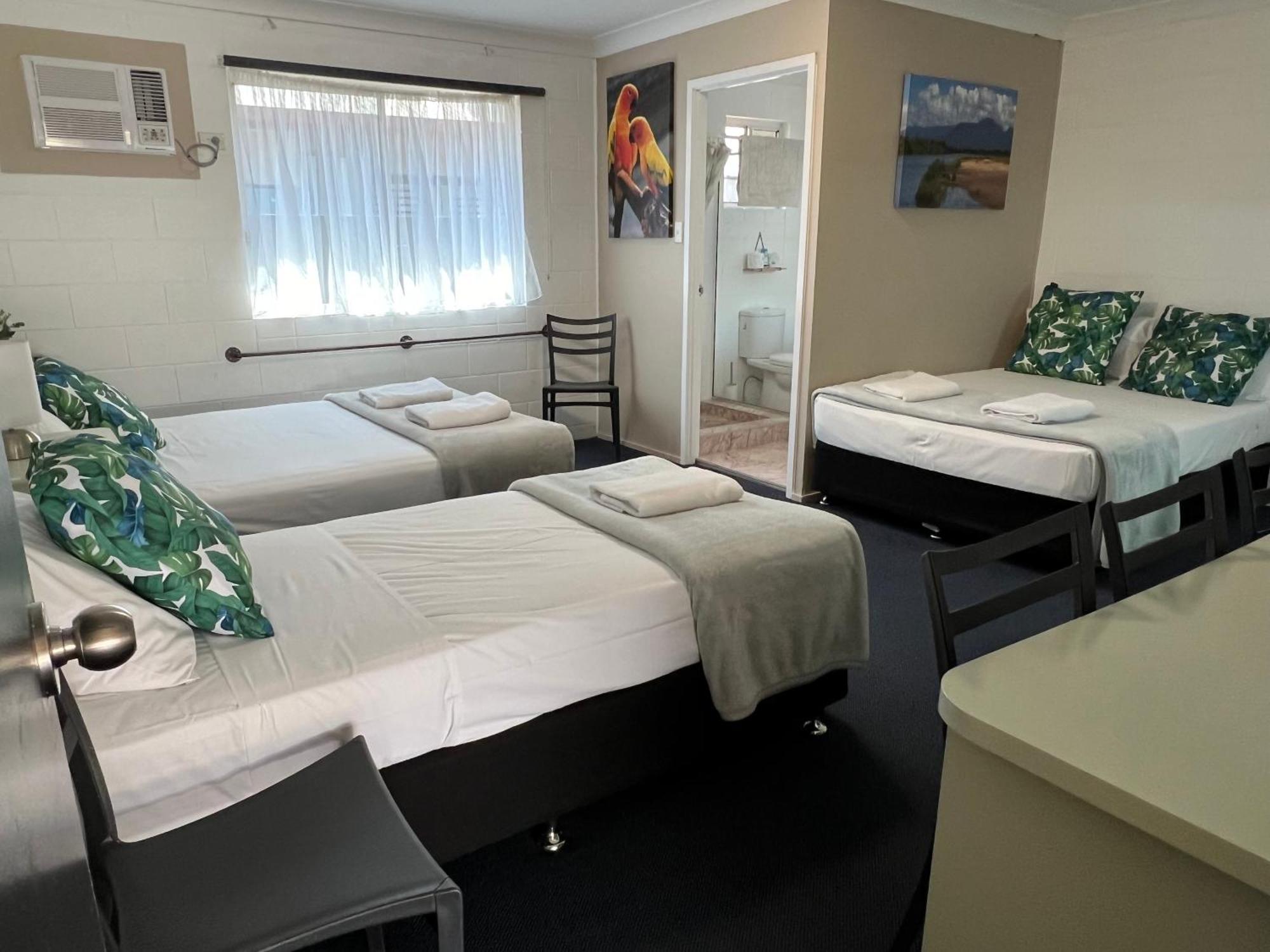 Spanish Lace Motor Inn Townsville Exteriör bild