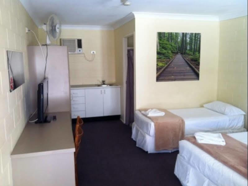 Spanish Lace Motor Inn Townsville Exteriör bild